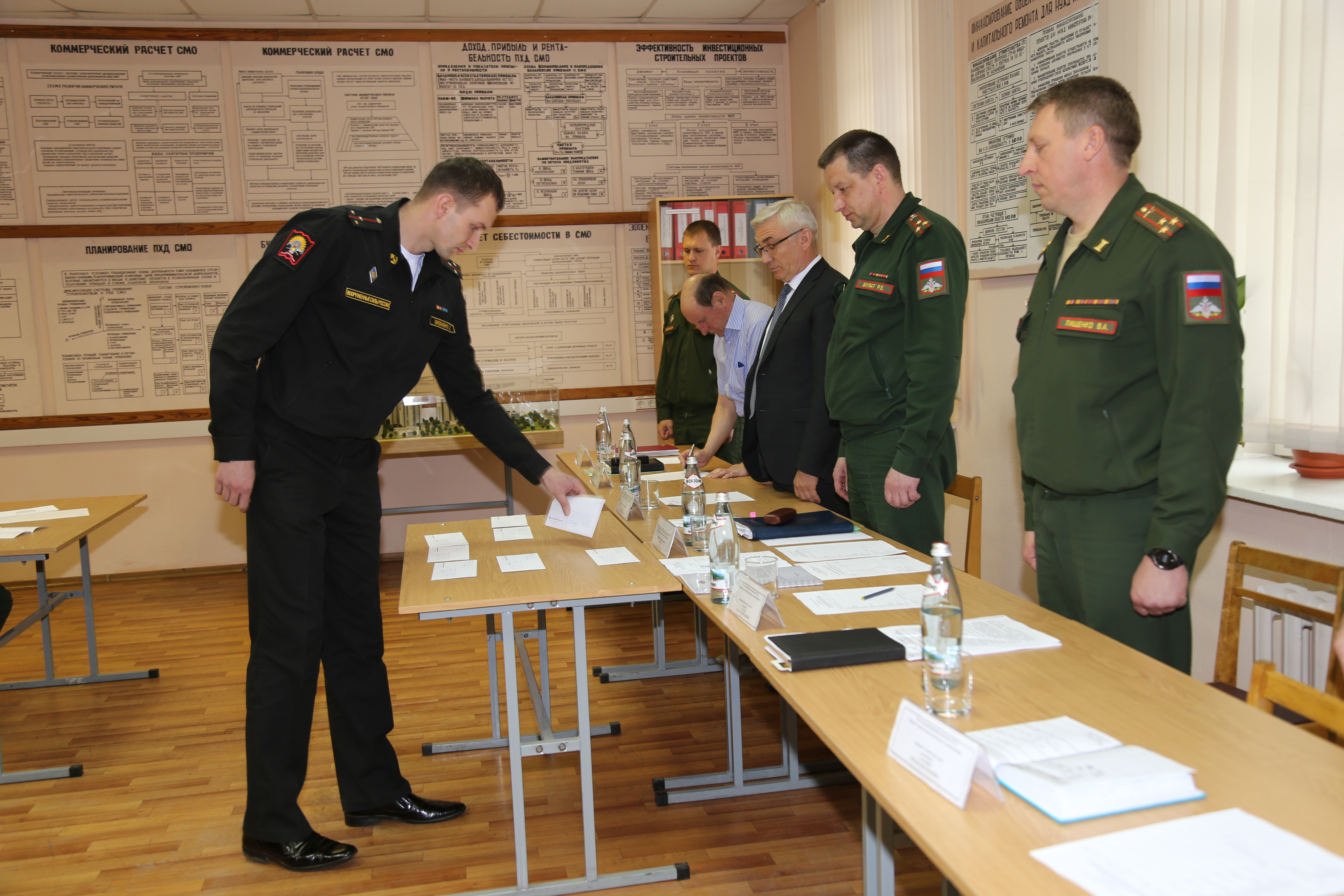 Военный стол московский